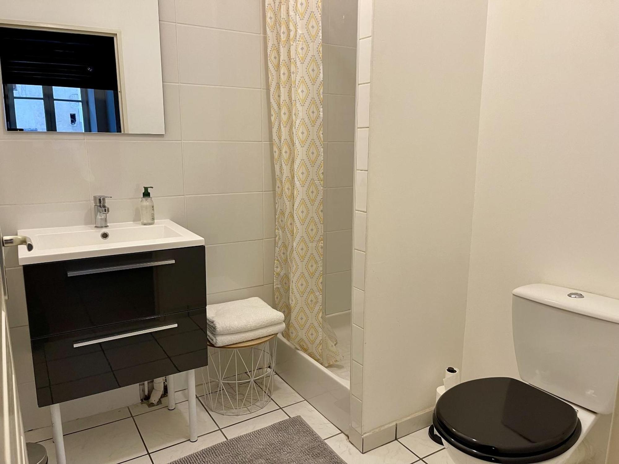 Appartement Le Cadet Roussel Auxerre Les Quais ภายนอก รูปภาพ